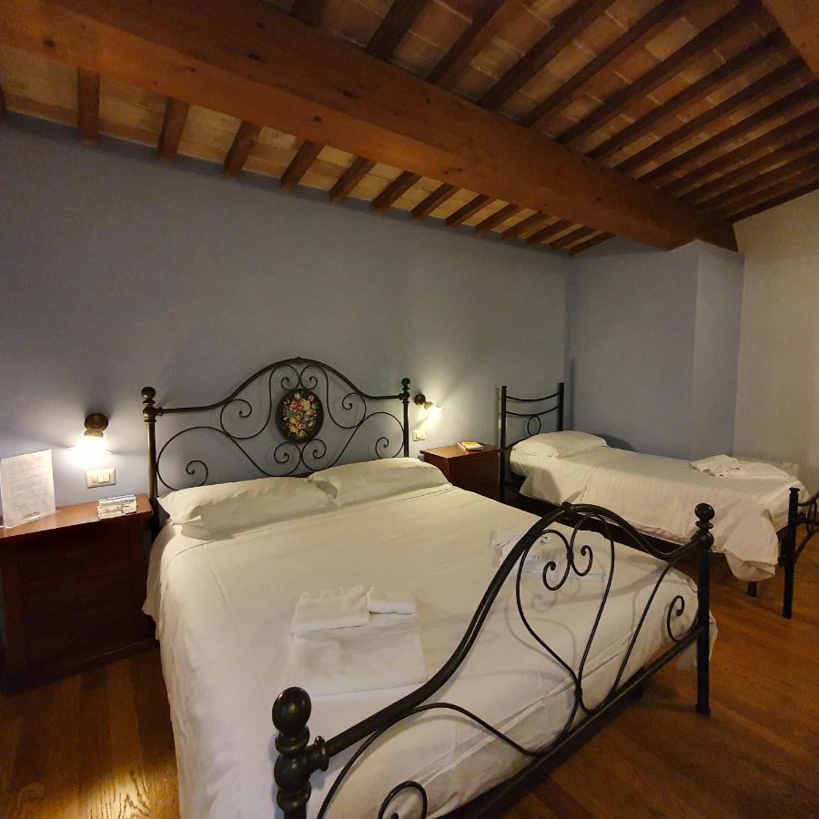 Pietra Maula Agriturismo Castelraimondo Exteriér fotografie